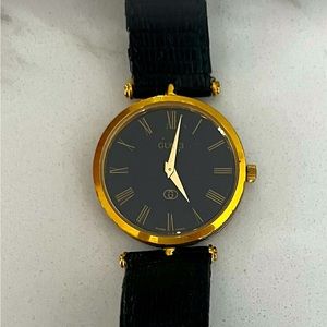 Vintage 80’s Gucci ladies watch
